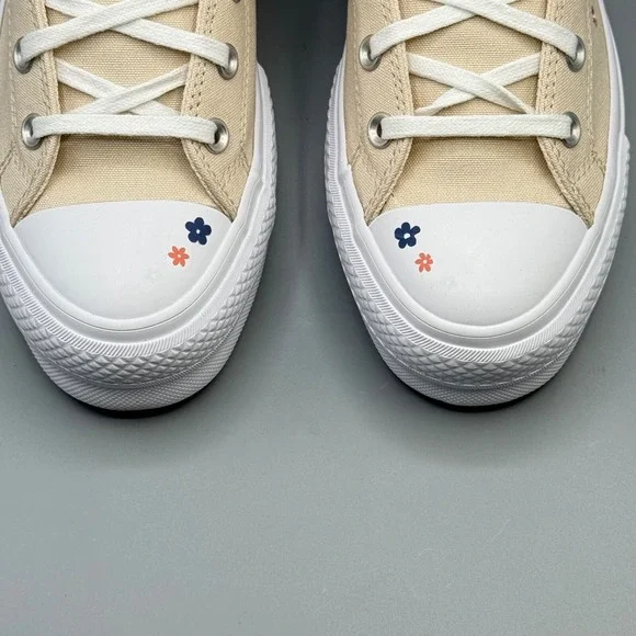 Converse Women's 8 Hi Top Sneakers Platform CTAS Lift Embroidered Flower A14265C - Picture 6 of 15